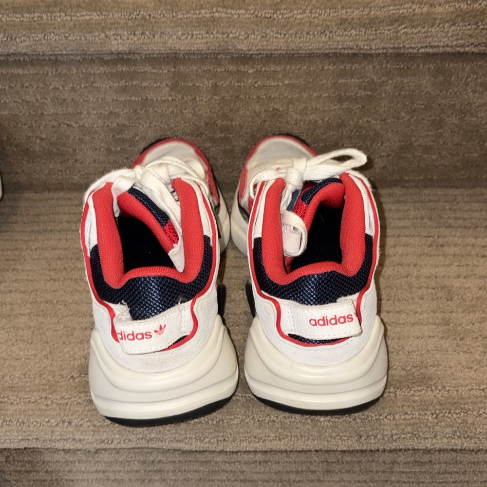 Adidas Runners - Picture 3 of 3